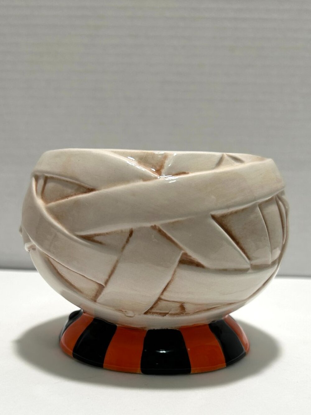 Title: NWT Johanna Parker Halloween Mummy Ceramic Treat Candy Snack Bowl - Picture 2 of 8